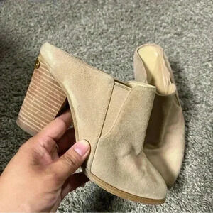 Michael Kors Braden Taupe Suede Shoes Size 7.5